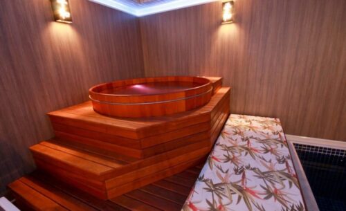 img-suite-piscina-sauna-e-ofuro-ambiente-classea-motel